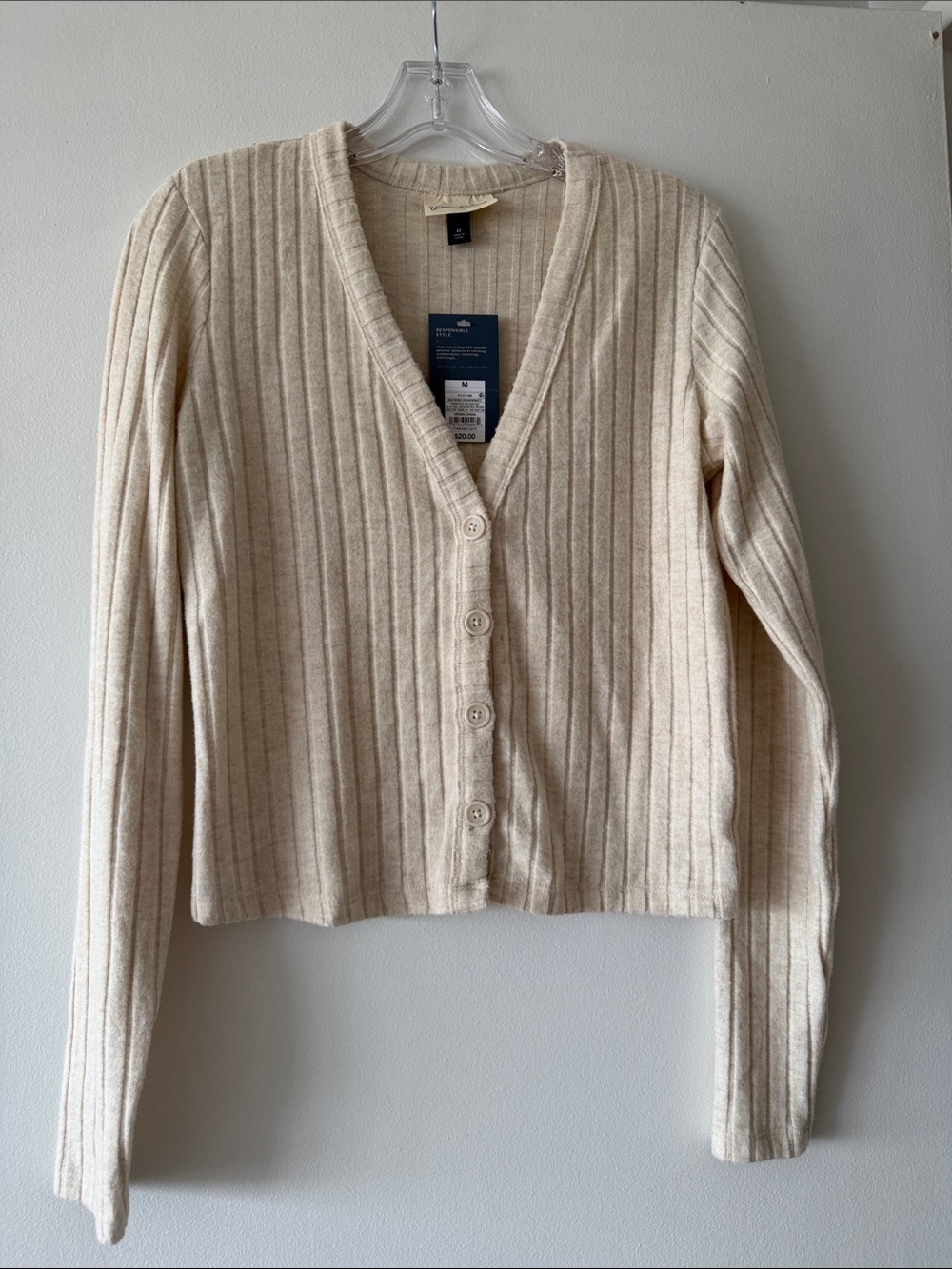 Universal Thread Ribbed Button Cardigan Top Cream Beige M NWT Clean Girl